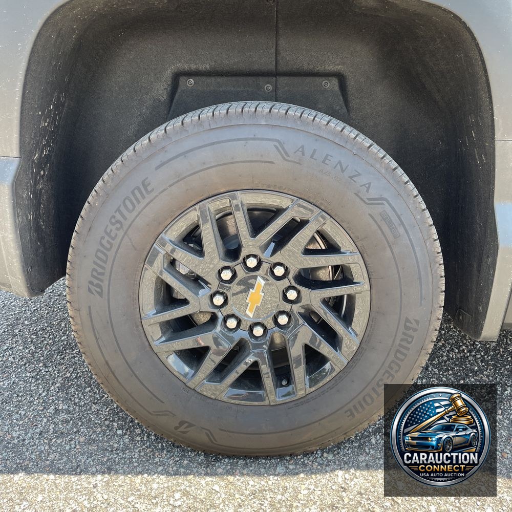 2025 Chevrolet Silverado EV LT