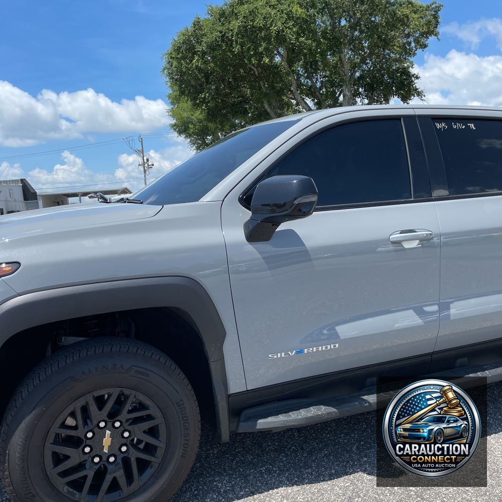 2025 Chevrolet Silverado EV LT