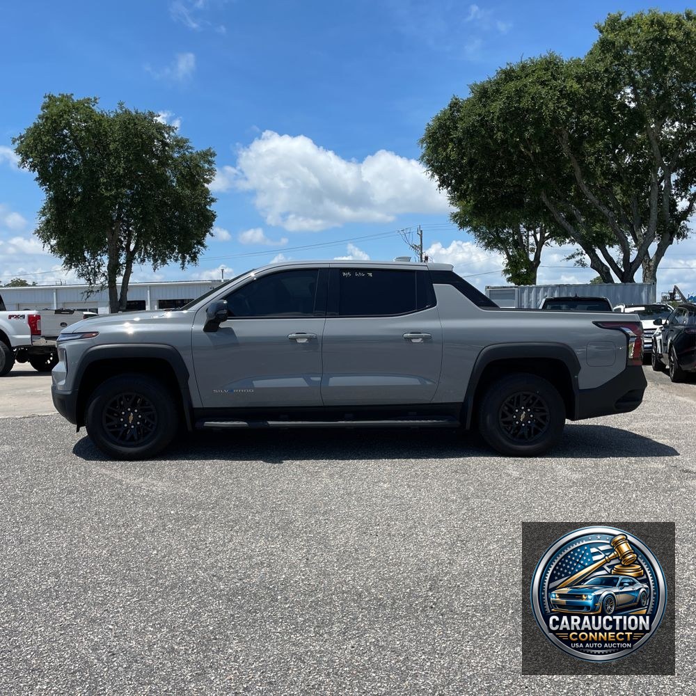 2025 Chevrolet Silverado EV LT