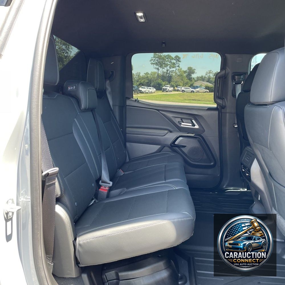2025 Chevrolet Silverado EV LT