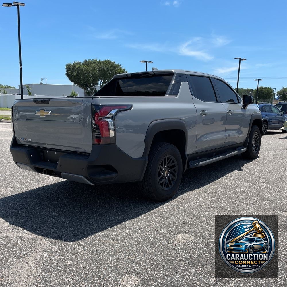 2025 Chevrolet Silverado EV LT