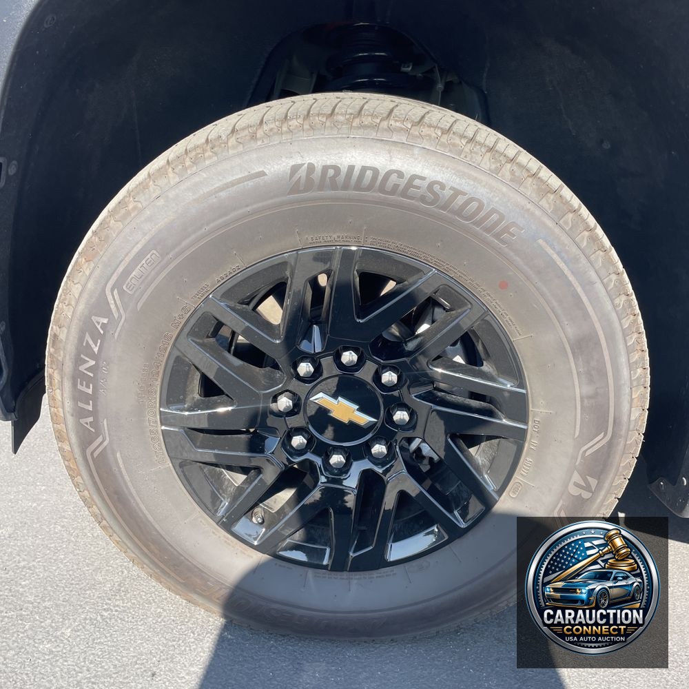 2025 Chevrolet Silverado EV LT