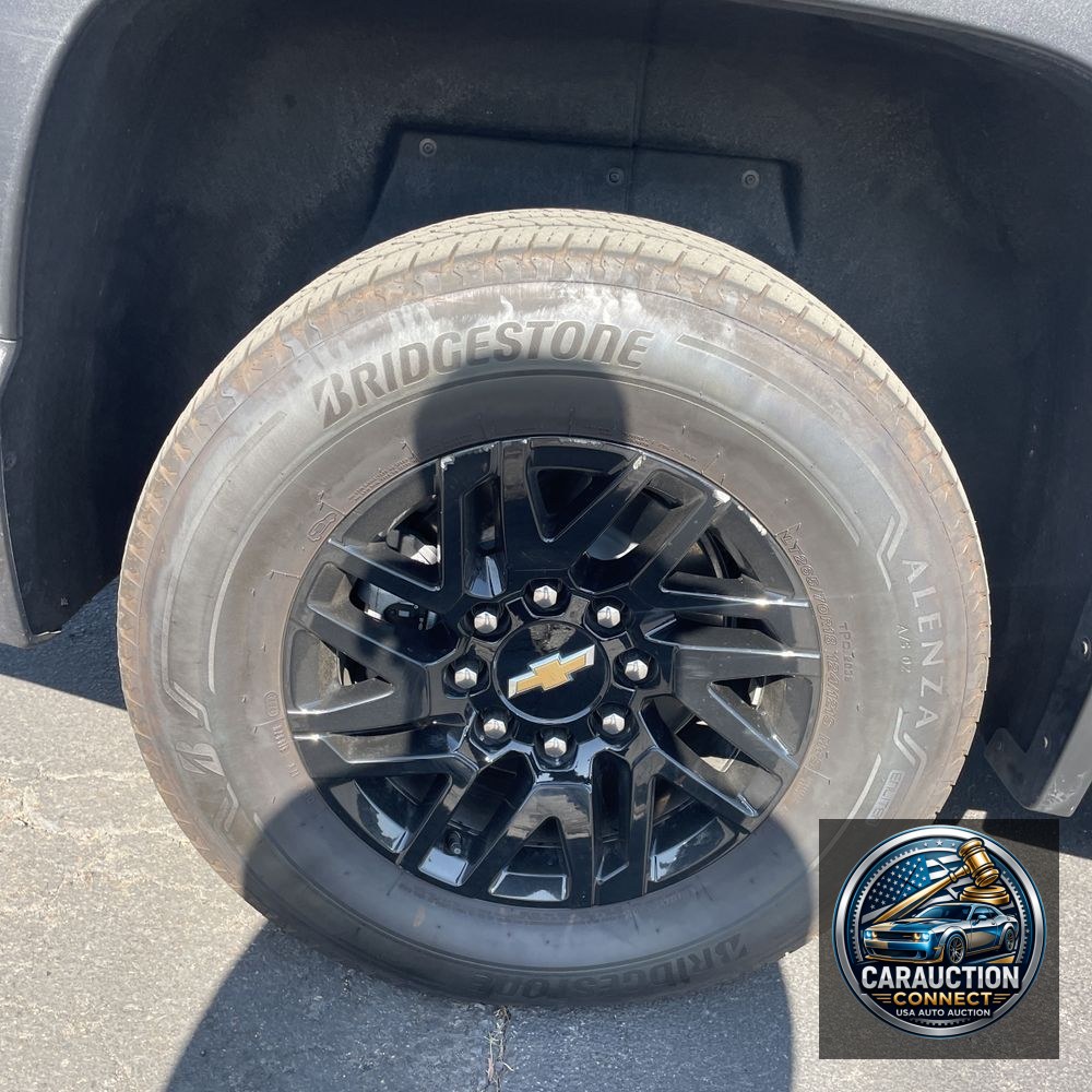 2025 Chevrolet Silverado EV LT