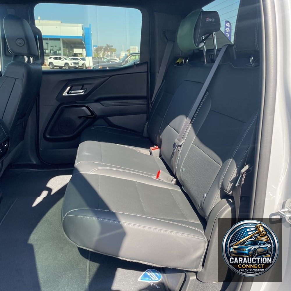 2025 Chevrolet Silverado EV LT