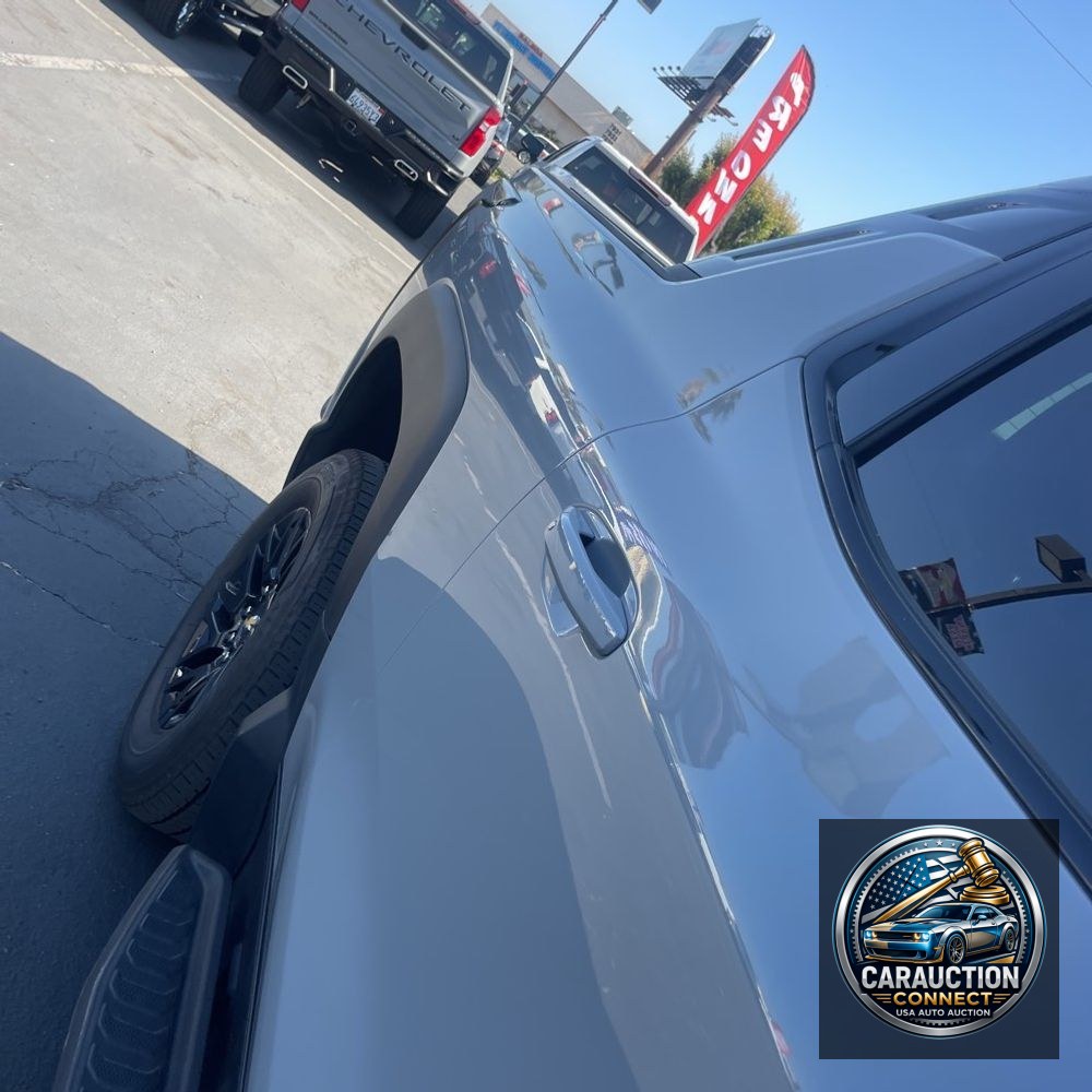 2025 Chevrolet Silverado EV LT