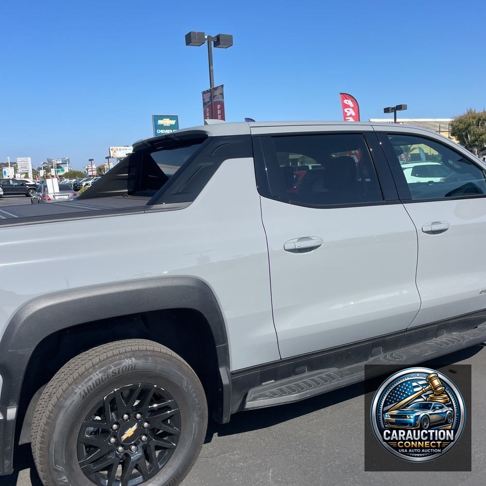 2025 Chevrolet Silverado EV LT