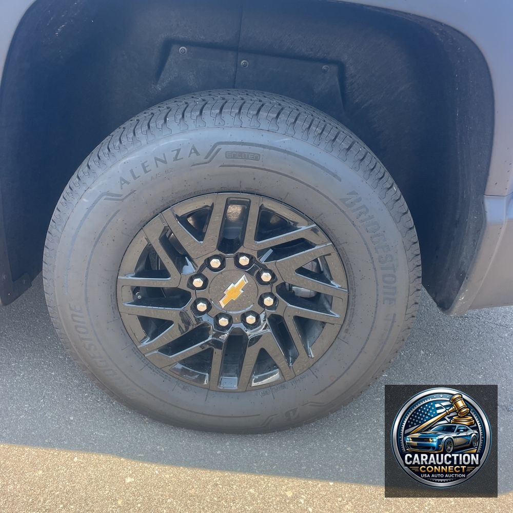 2025 Chevrolet Silverado EV LT