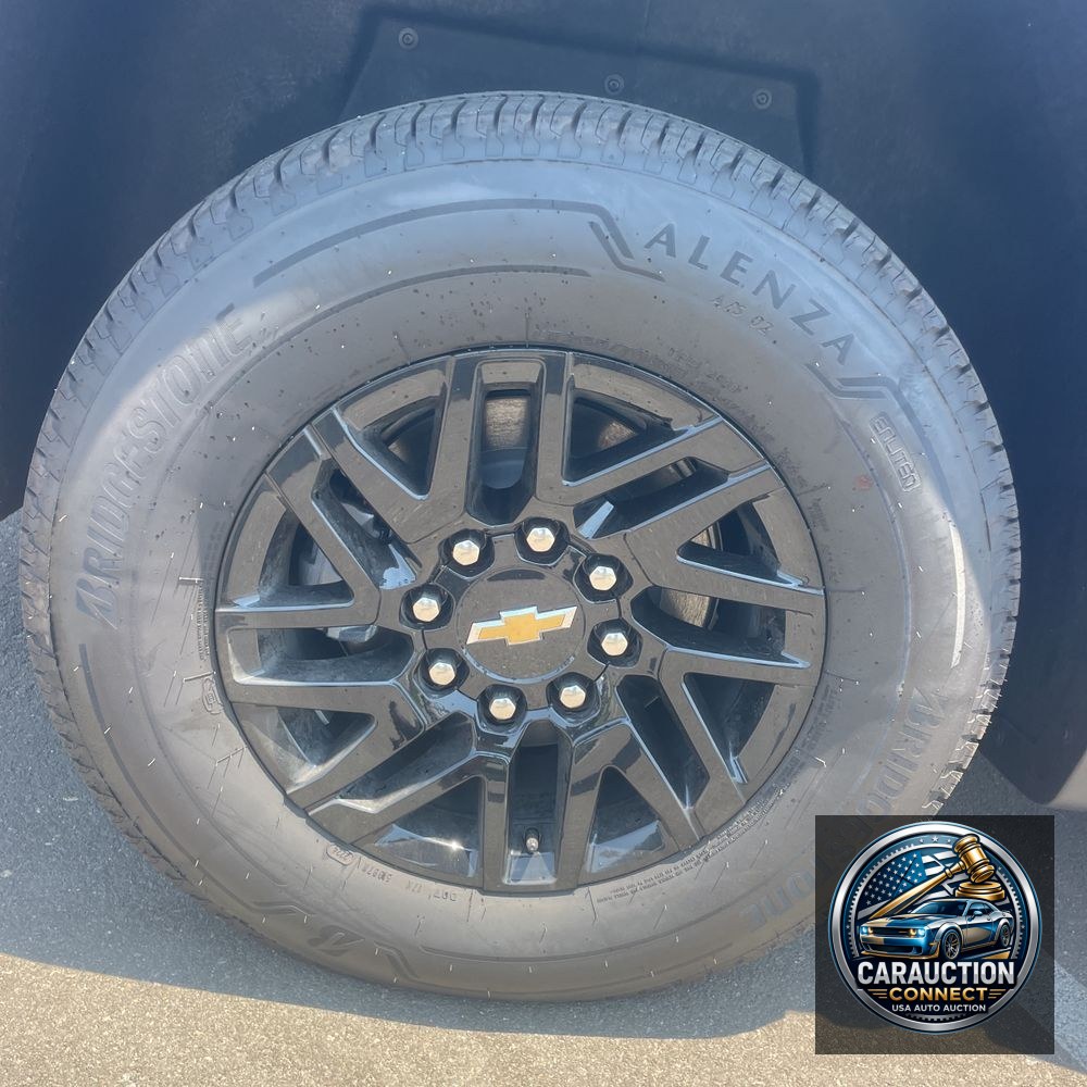 2025 Chevrolet Silverado EV LT