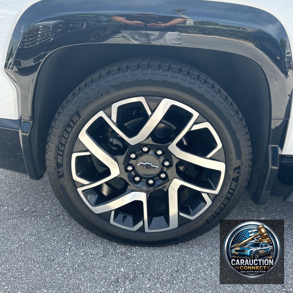 2024 Chevrolet Silverado EV RST