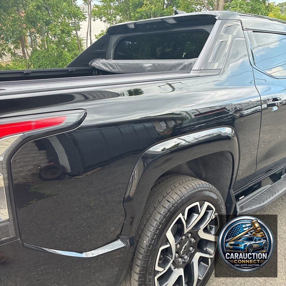 2024 Chevrolet Silverado EV RST
