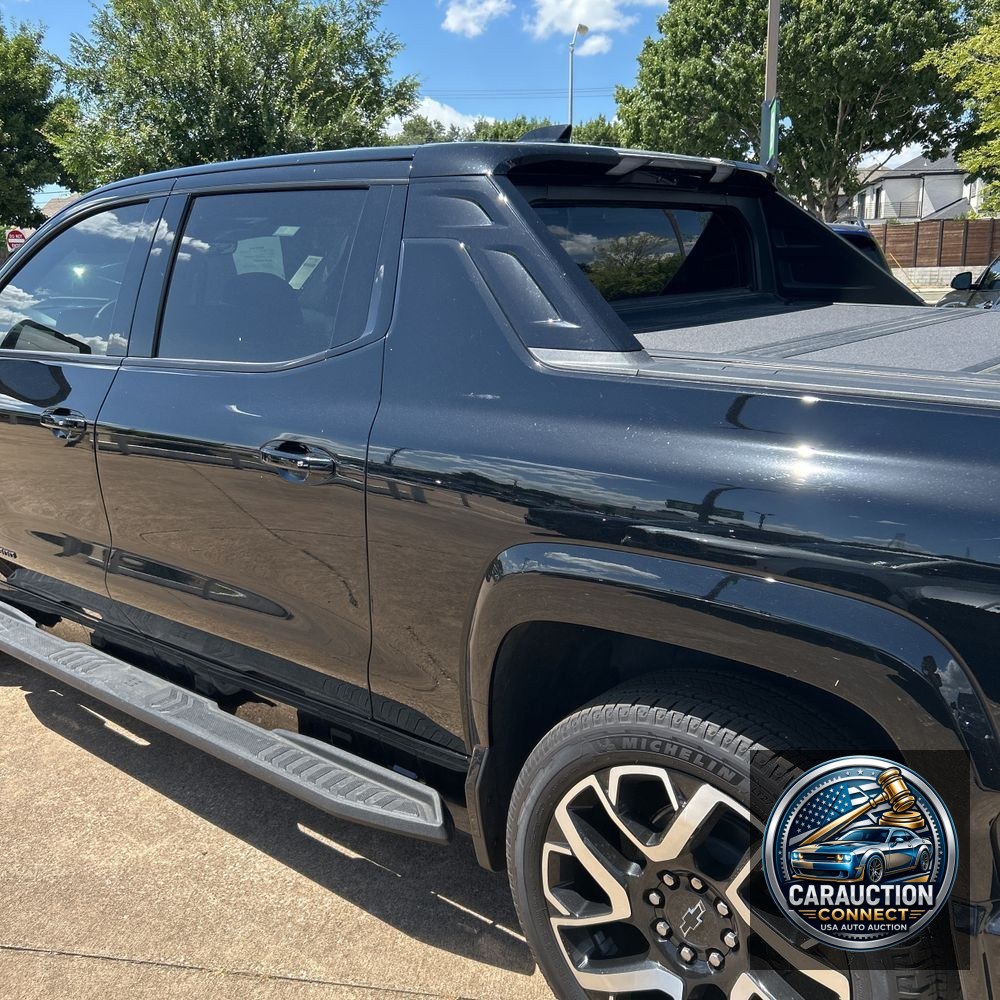 2024 Chevrolet Silverado EV RST