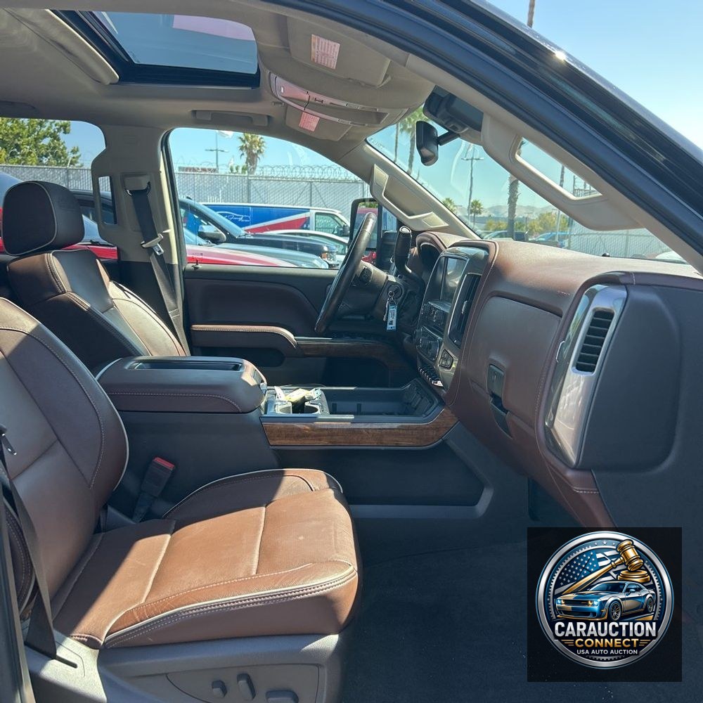 2015 Chevrolet Silverado 3500 High Country