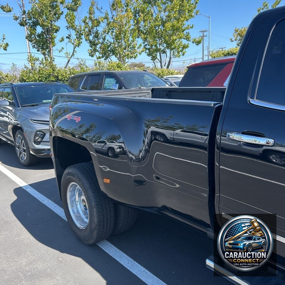 2015 Chevrolet Silverado 3500 High Country