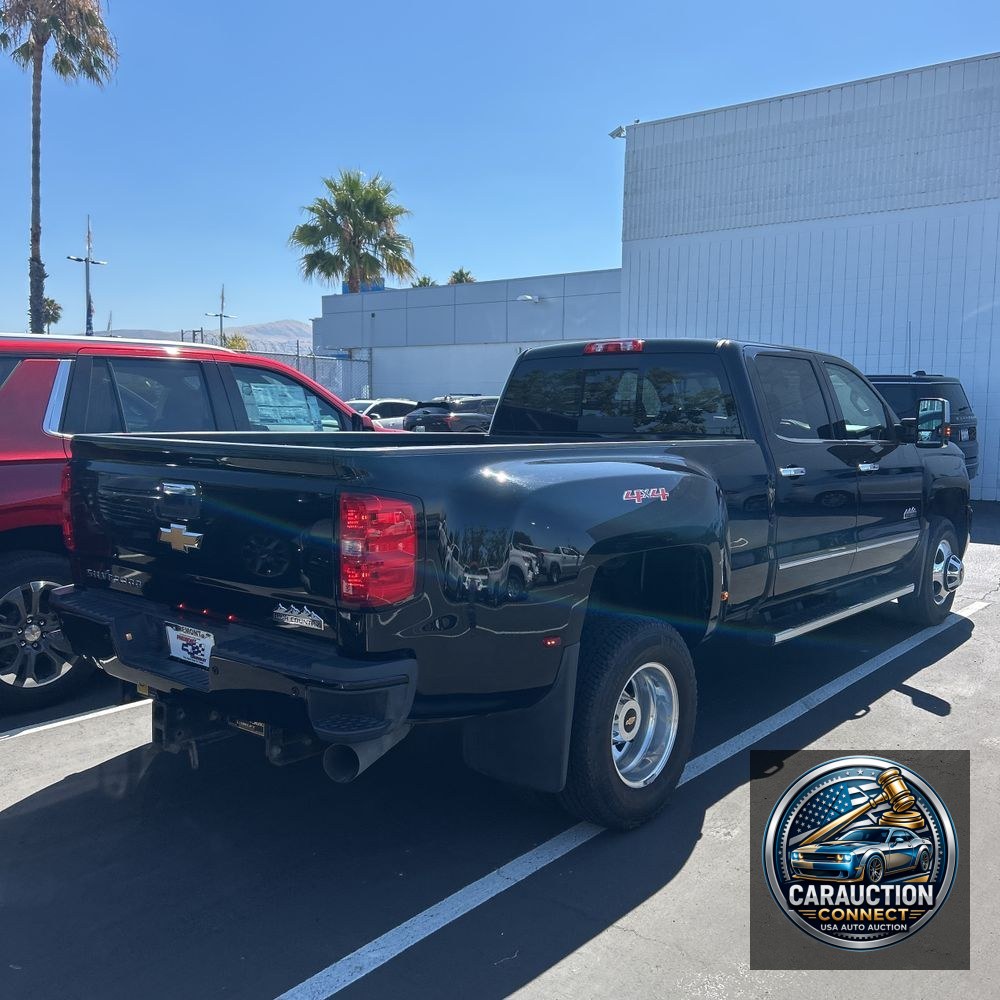 2015 Chevrolet Silverado 3500 High Country