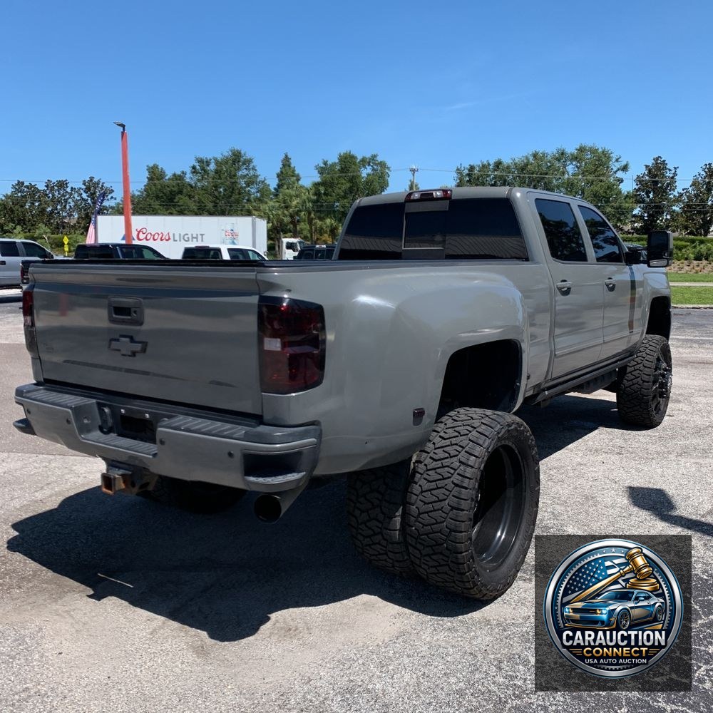 2018 Chevrolet Silverado 3500HD High Country