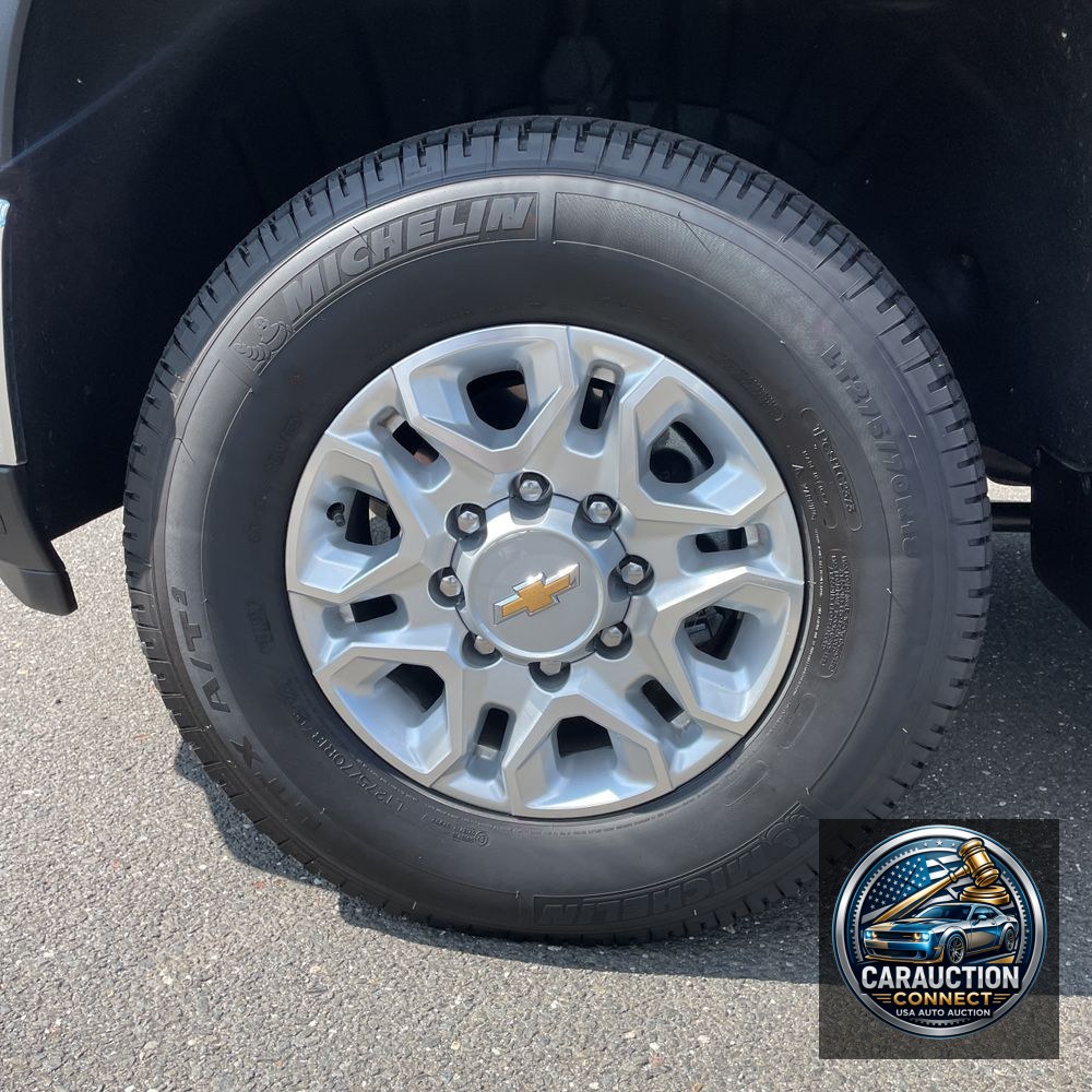 2025 Chevrolet Silverado 2500HD LT