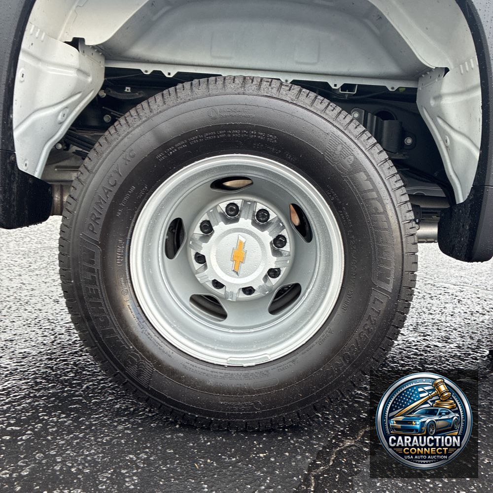 2025 Chevrolet Silverado 3500HD Work Truck