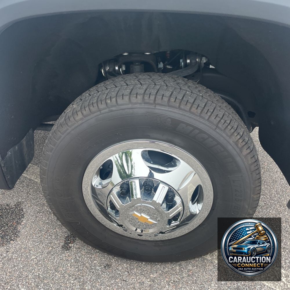 2025 Chevrolet Silverado 3500HD LT