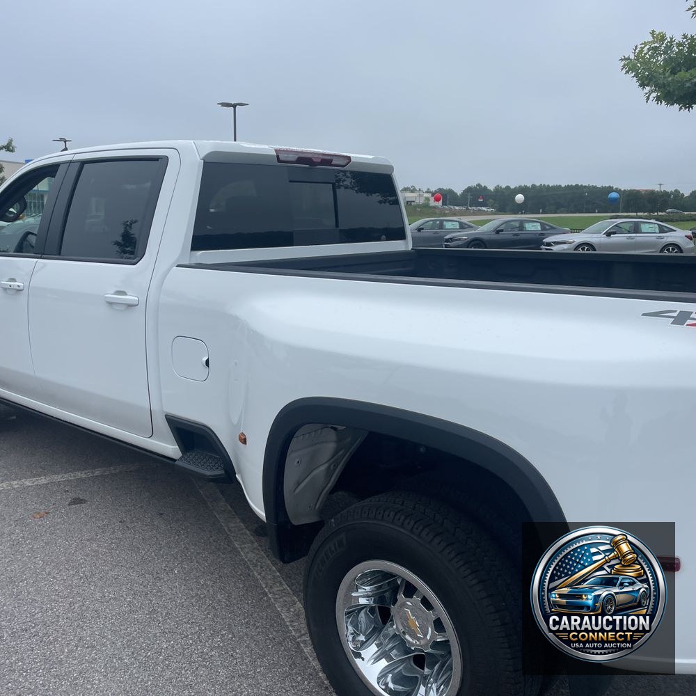 2025 Chevrolet Silverado 3500HD LT