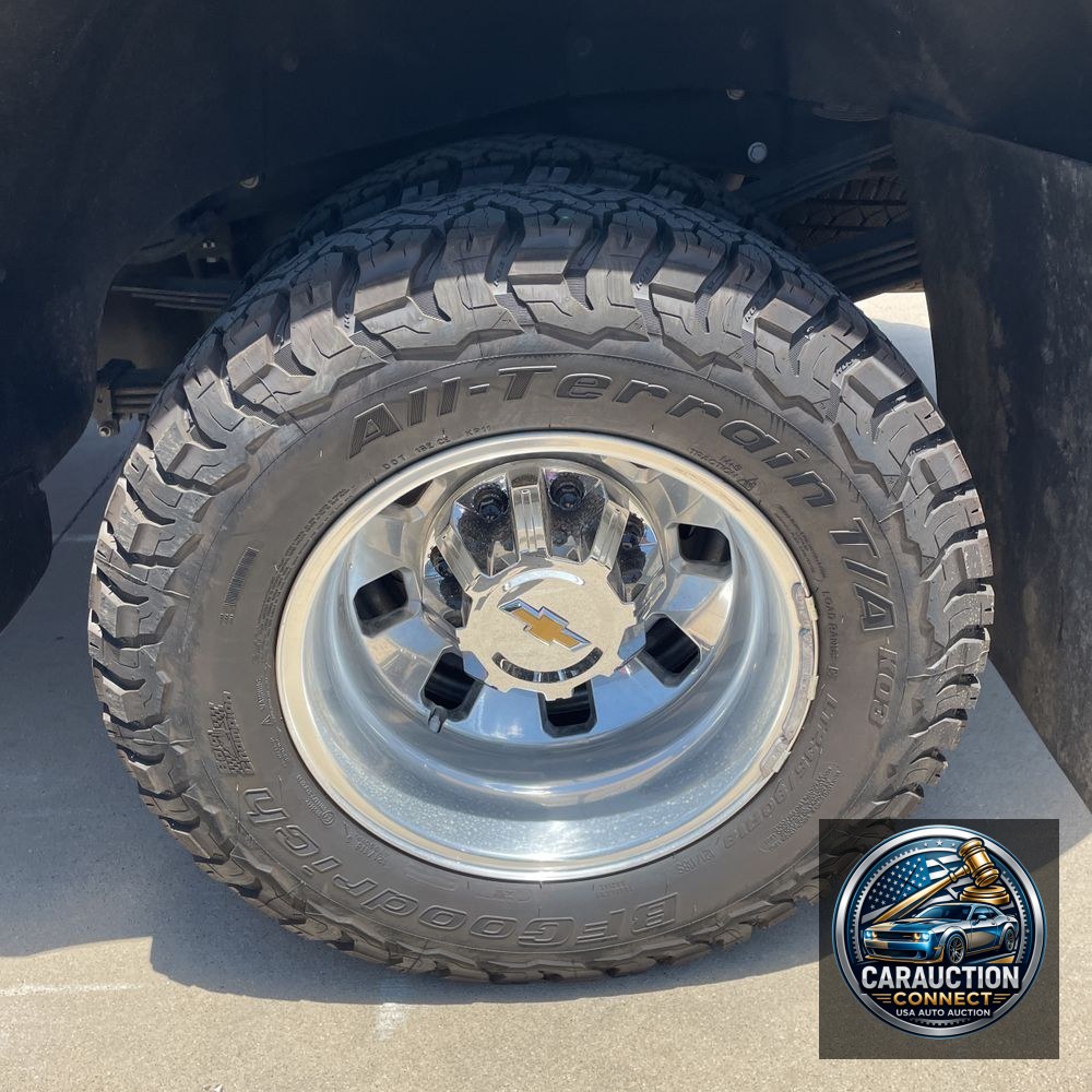 2025 Chevrolet Silverado 3500HD High Country