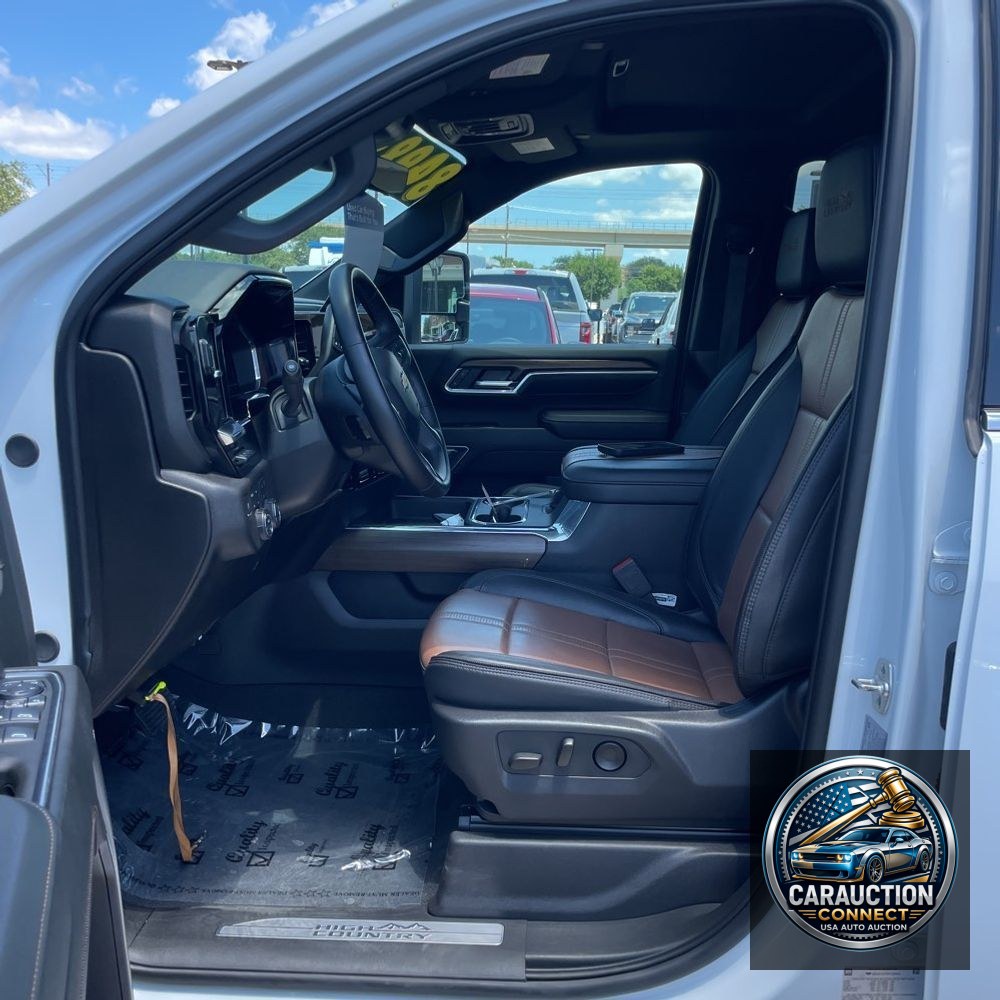 2025 Chevrolet Silverado 3500HD High Country
