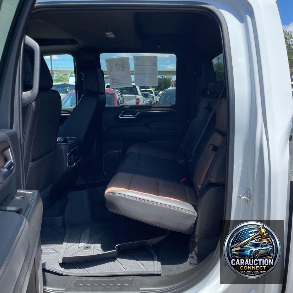 2025 Chevrolet Silverado 3500HD High Country