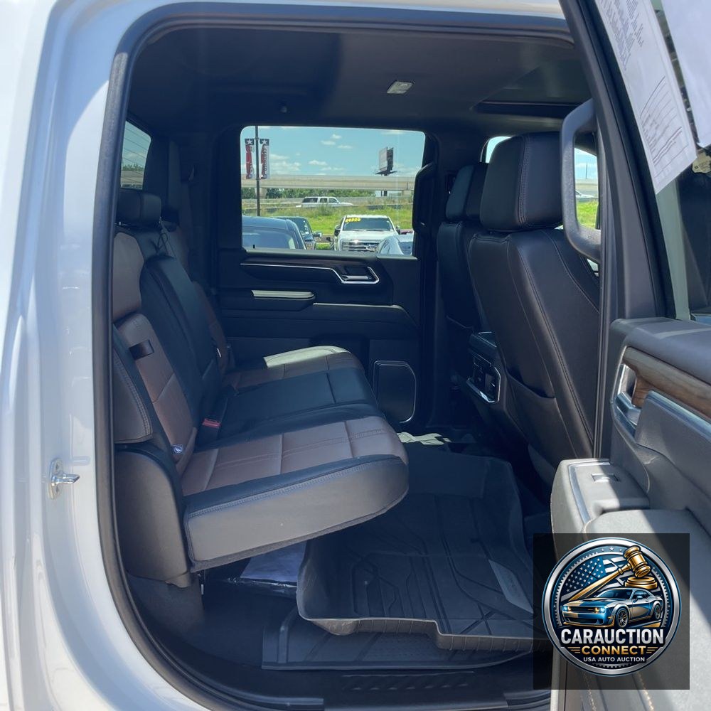 2025 Chevrolet Silverado 3500HD High Country