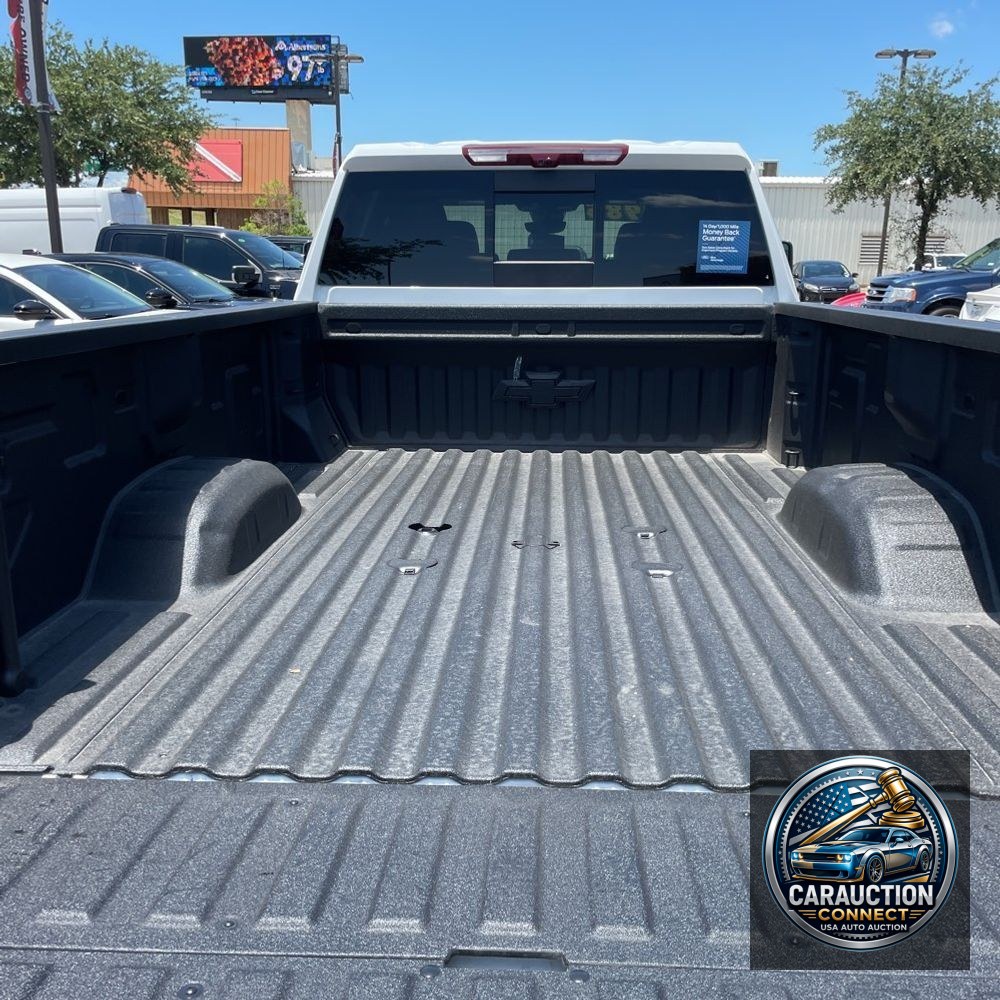 2025 Chevrolet Silverado 3500HD High Country