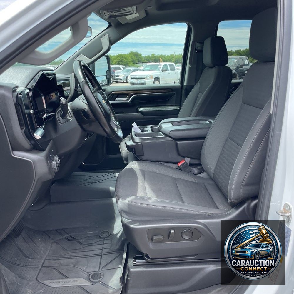 2024 Chevrolet Silverado 3500HD LT