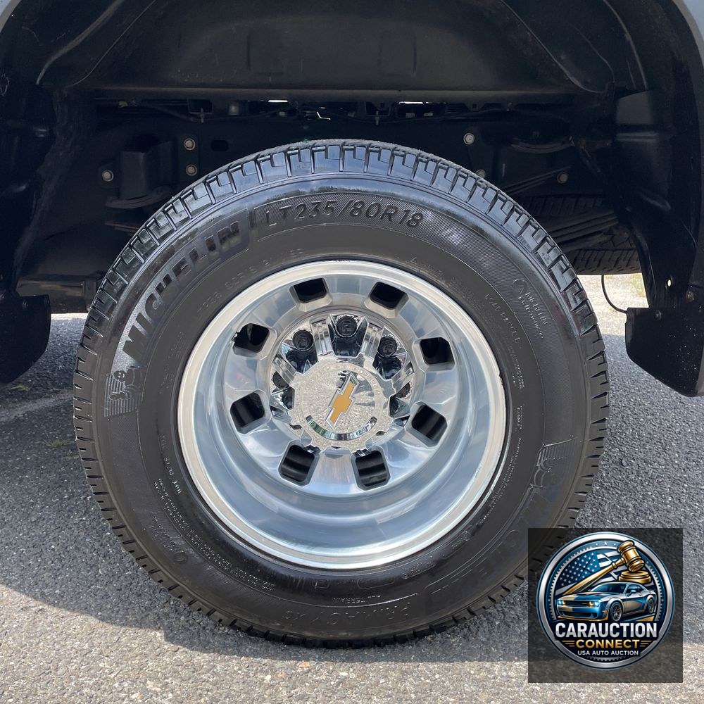 2024 Chevrolet Silverado 3500HD LTZ