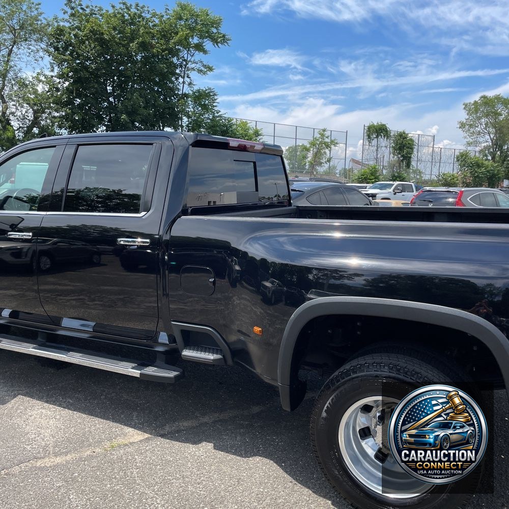 2024 Chevrolet Silverado 3500HD LTZ