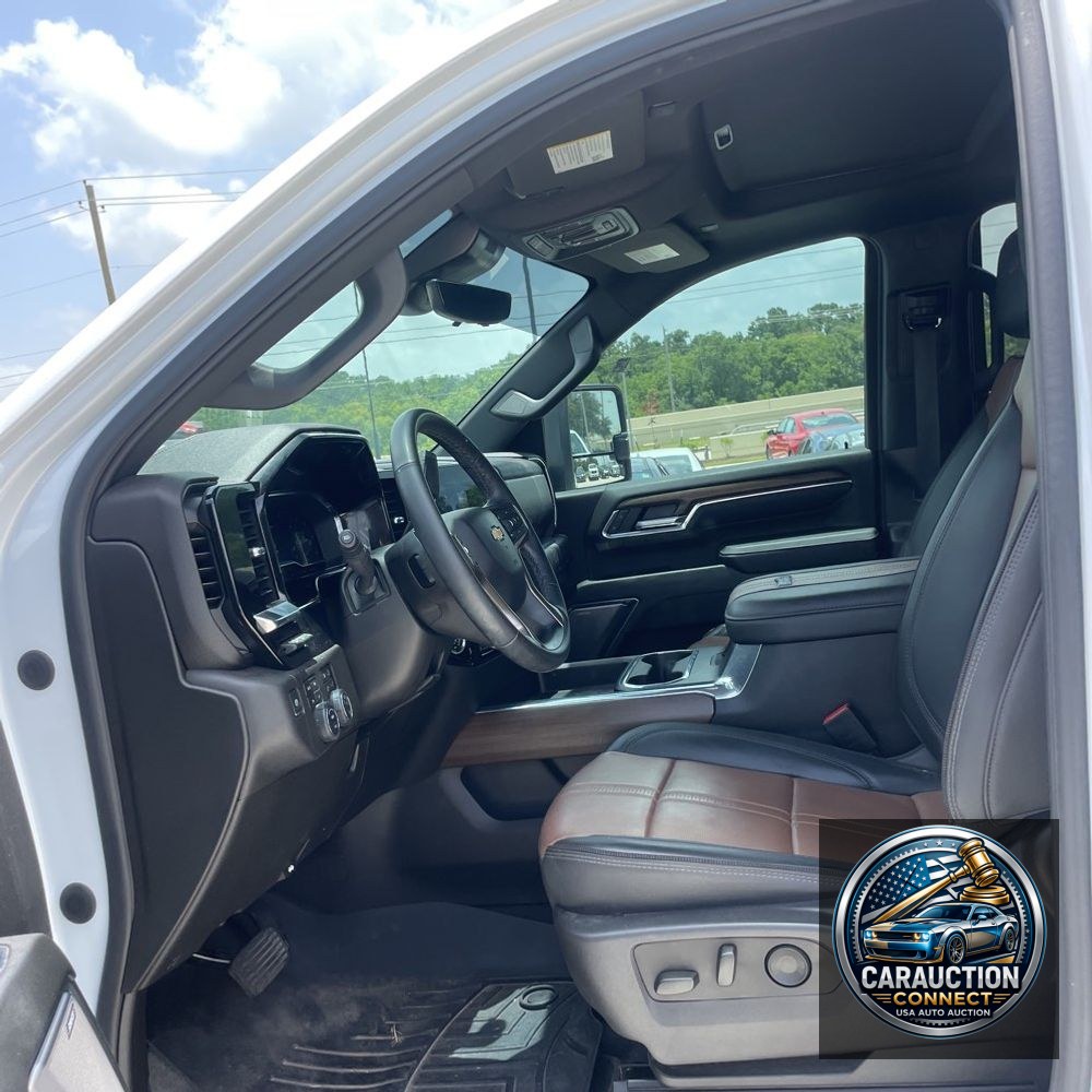 2024 Chevrolet Silverado 3500HD High Country
