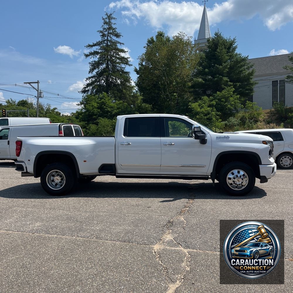 2024 Chevrolet Silverado 3500HD High Country