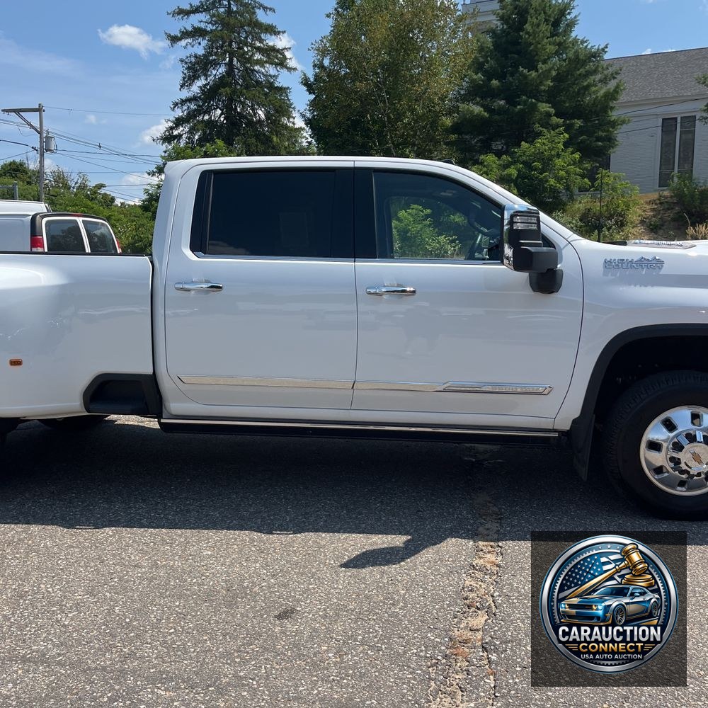2024 Chevrolet Silverado 3500HD High Country