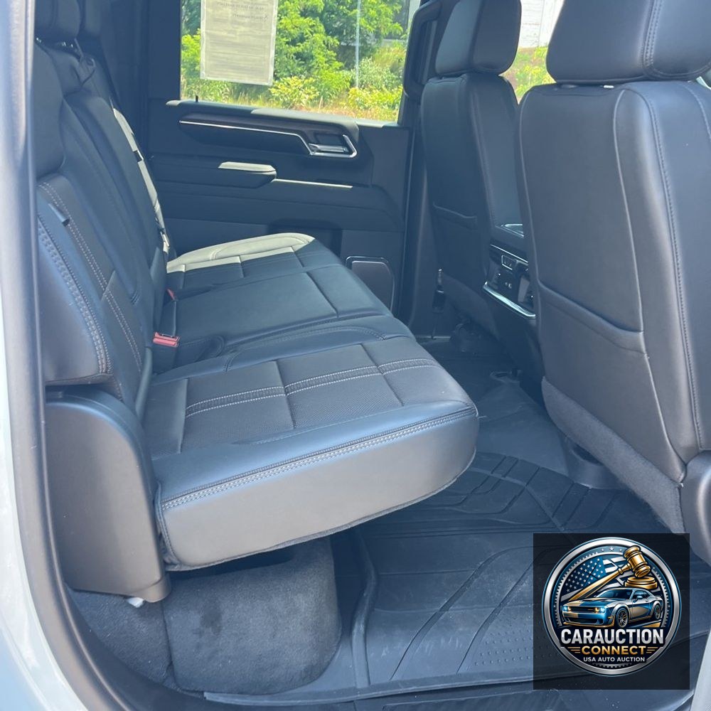 2024 Chevrolet Silverado 3500HD High Country