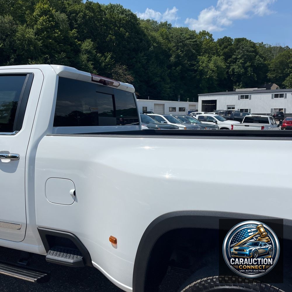 2024 Chevrolet Silverado 3500HD High Country