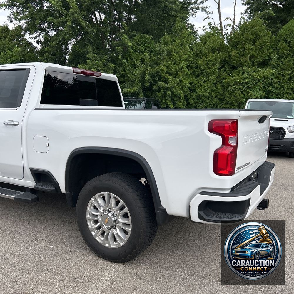 2022 Chevrolet Silverado 3500HD High Country