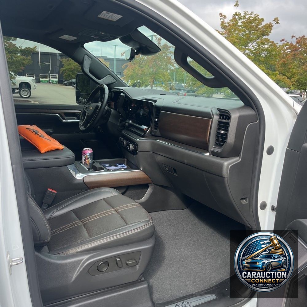 2024 Chevrolet Silverado 3500 High Country