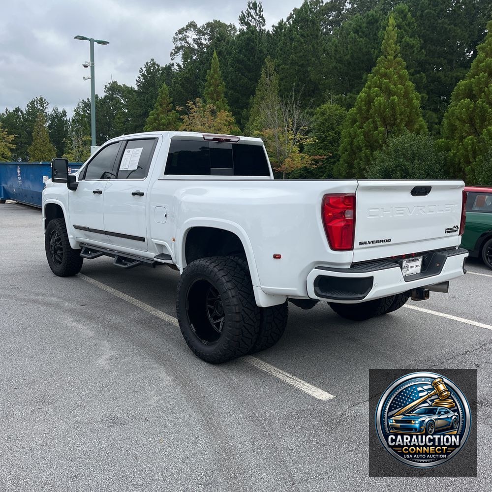 2024 Chevrolet Silverado 3500 High Country