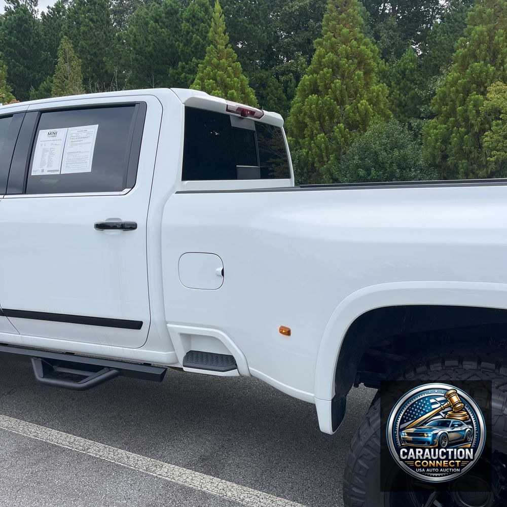 2024 Chevrolet Silverado 3500 High Country