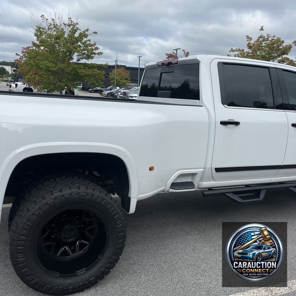 2024 Chevrolet Silverado 3500 High Country