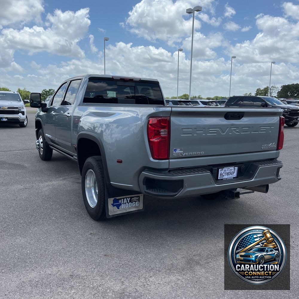 2024 Chevrolet Silverado 3500HD High Country