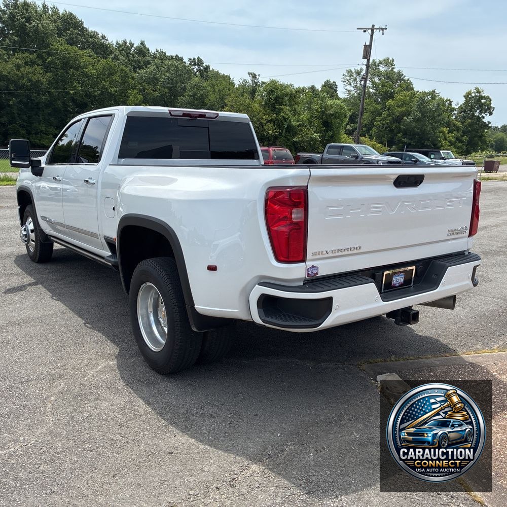 2024 Chevrolet Silverado 3500HD High Country