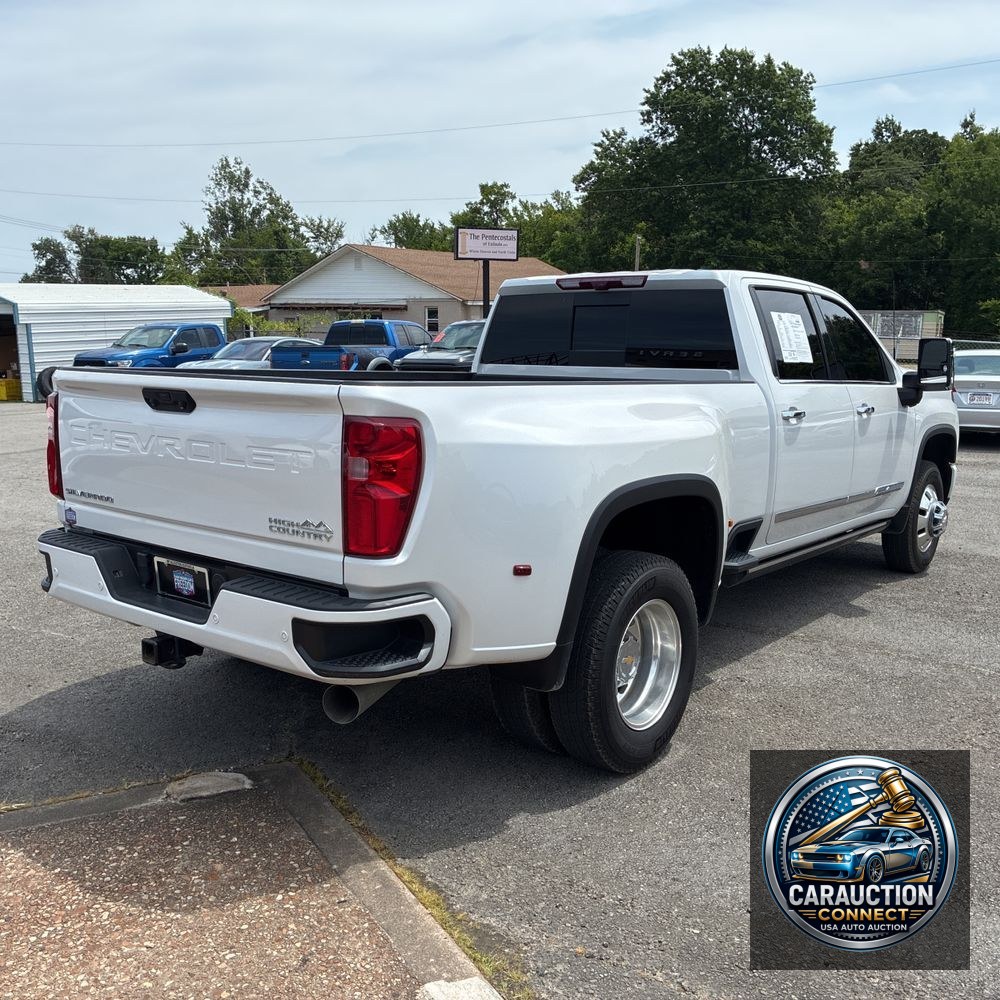 2024 Chevrolet Silverado 3500HD High Country