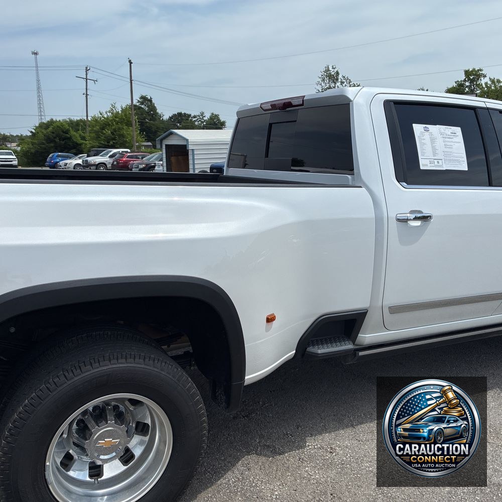 2024 Chevrolet Silverado 3500HD High Country