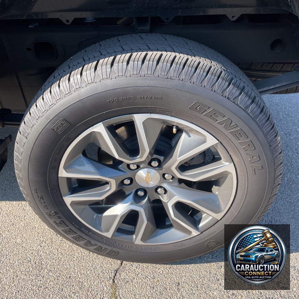 2023 Chevrolet Silverado 1500 LT