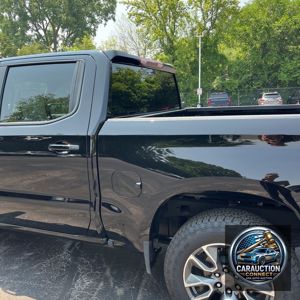 2025 Chevrolet Silverado 1500 LT