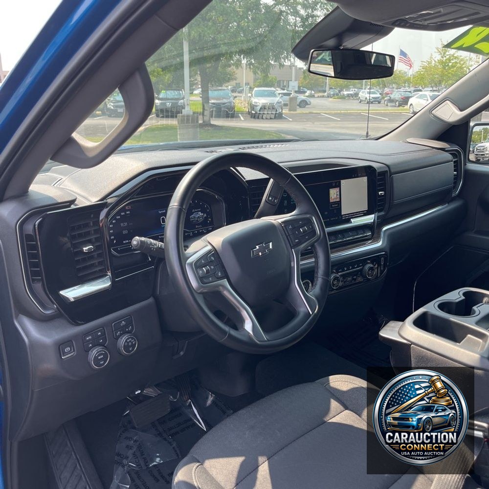 2024 Chevrolet Silverado 1500 RST