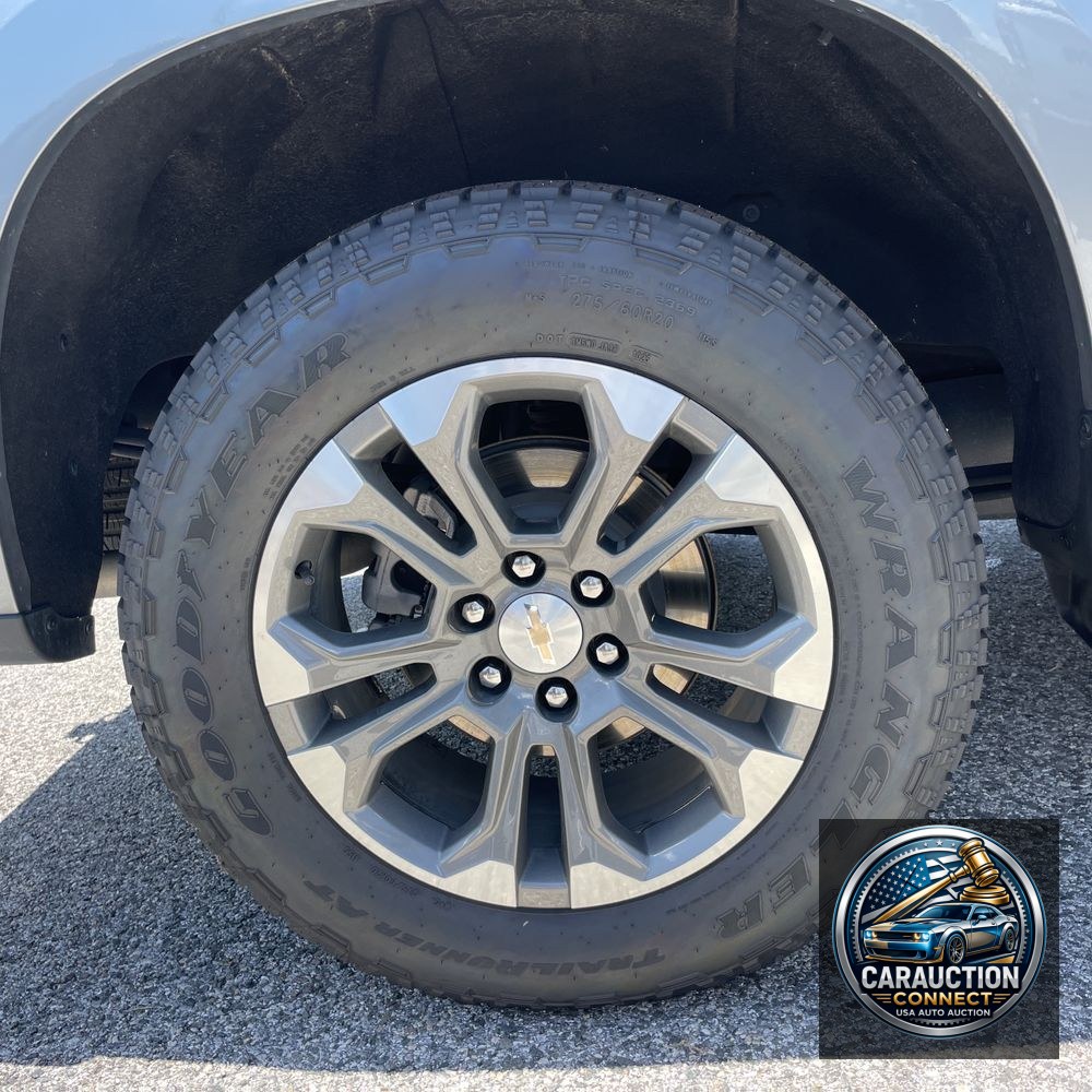 2023 Chevrolet Silverado 1500 High Country