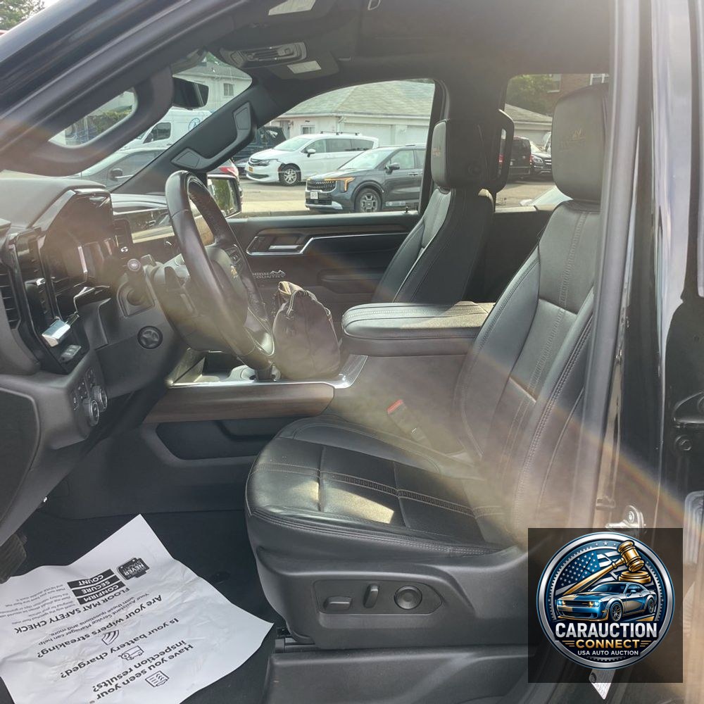 2023 Chevrolet Silverado 1500 High Country
